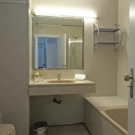 Saldanha Election Pliving Apartment Лісабон