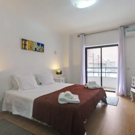 Saldanha Election Pliving Apartment * Лісабон